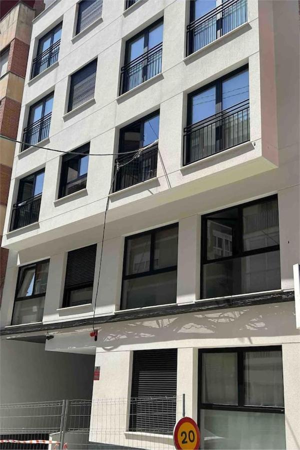 Apartamentos Breton 17 Suite Familiar Alicante Eksteriør bilde