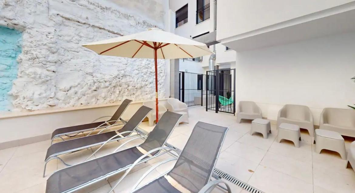 Apartamentos Breton 17 Suite Familiar Alicante Eksteriør bilde